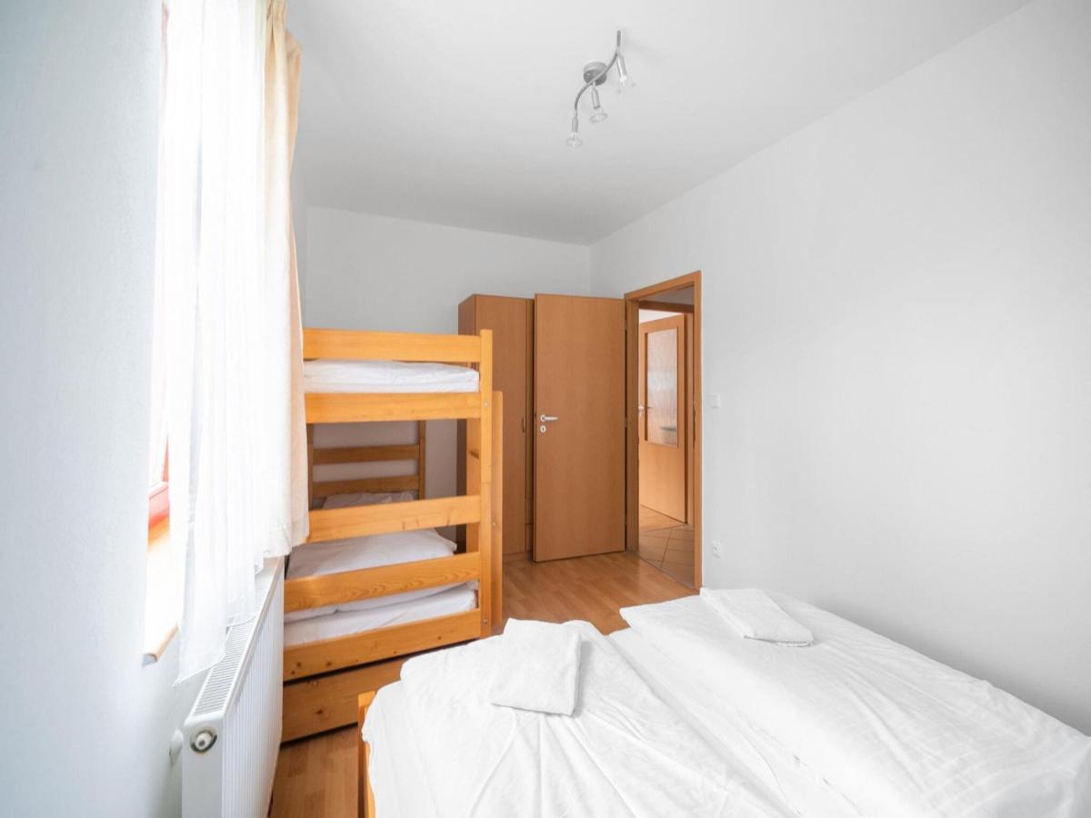 Comfortable Holiday Home In Lipno With Garden Lipno nad Vltavou Luaran gambar