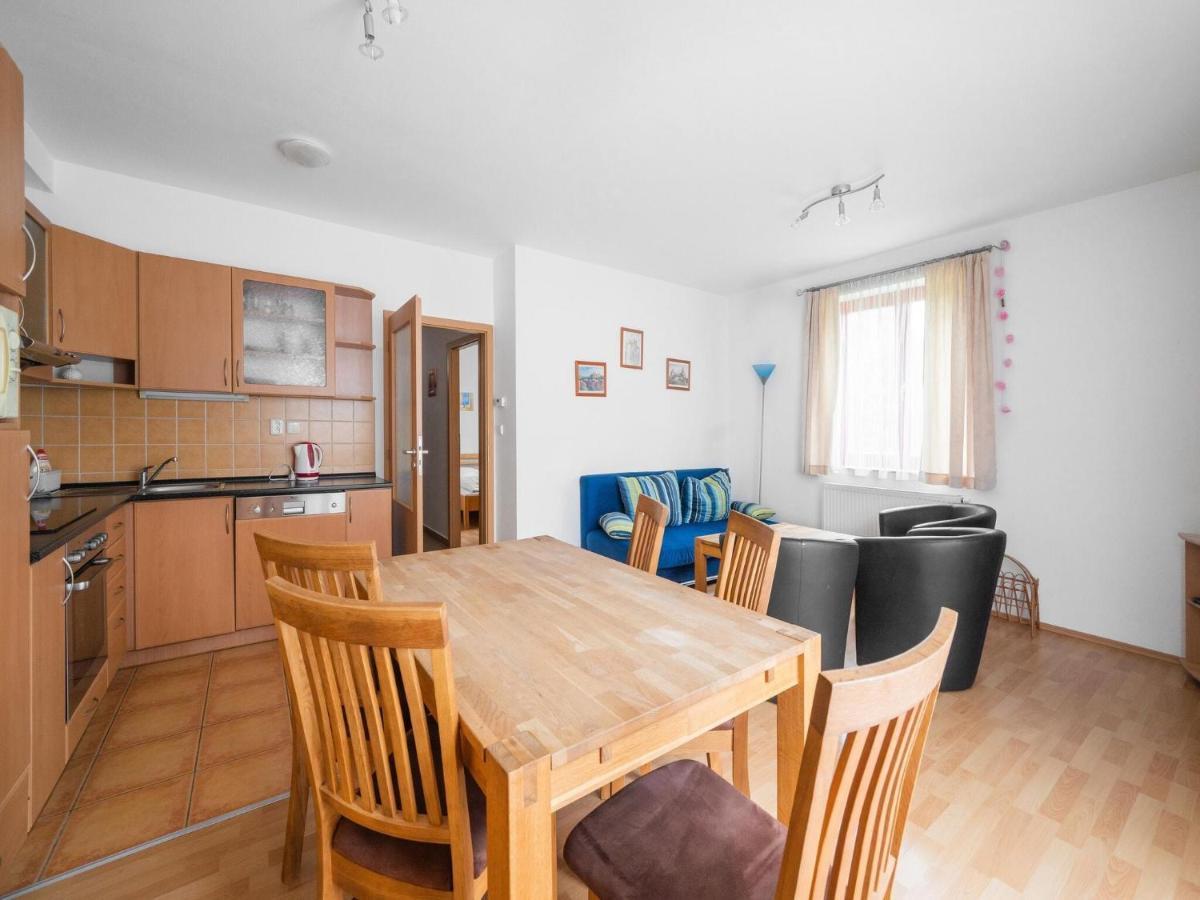 Comfortable Holiday Home In Lipno With Garden Lipno nad Vltavou Luaran gambar