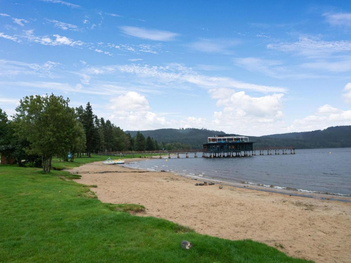 Comfortable Holiday Home In Lipno With Garden Lipno nad Vltavou Luaran gambar